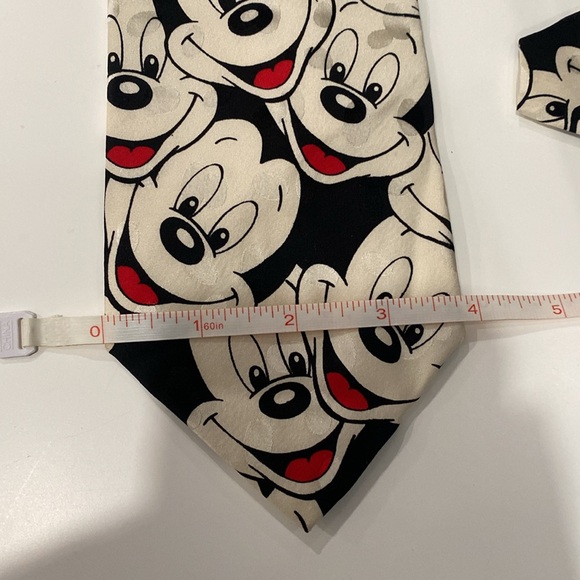 Vintage Mickey Mouse Silk Tie - Picture 7 of 8